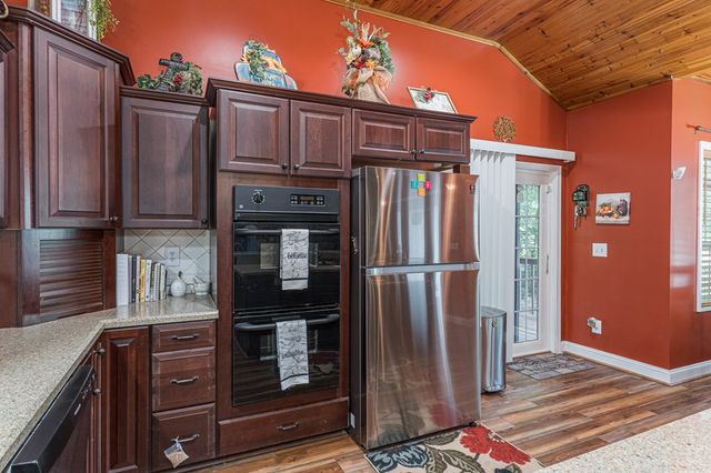 140 Kathryn Circle, Murphy, NC 28906