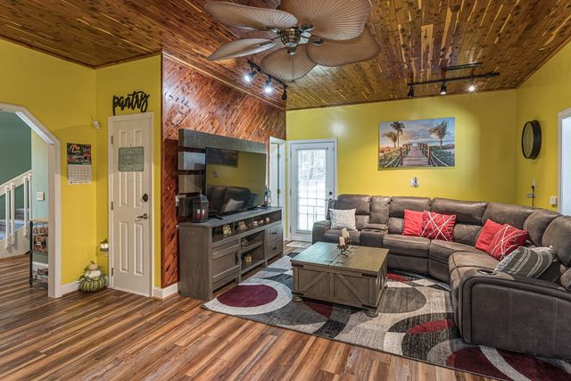 140 Kathryn Circle, Murphy, NC 28906