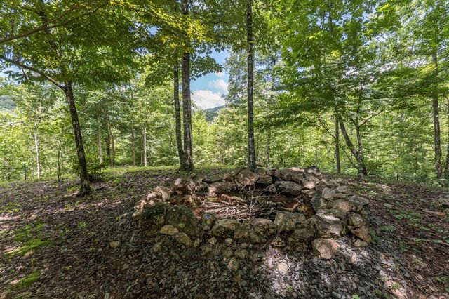 140 Kathryn Circle, Murphy, NC 28906