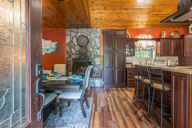 140 Kathryn Circle, Murphy, NC 28906