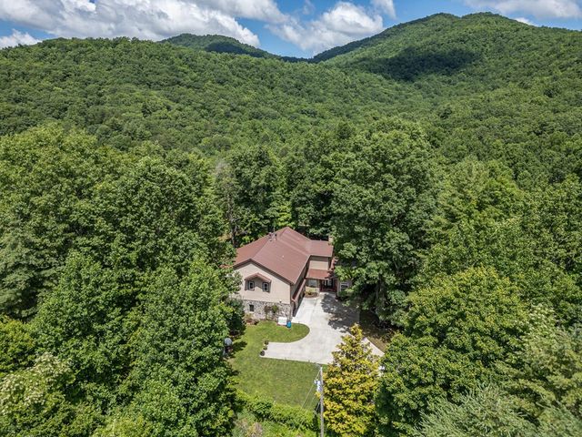 140 Kathryn Circle, Murphy, NC 28906