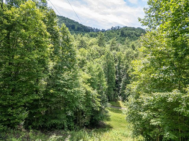 140 Kathryn Circle, Murphy, NC 28906