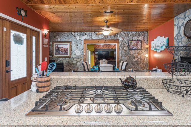 140 Kathryn Circle, Murphy, NC 28906
