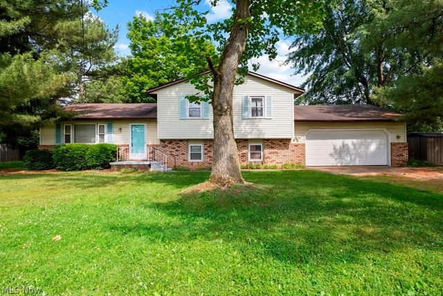 16741 Indian Hollow Road, Grafton, OH 44044