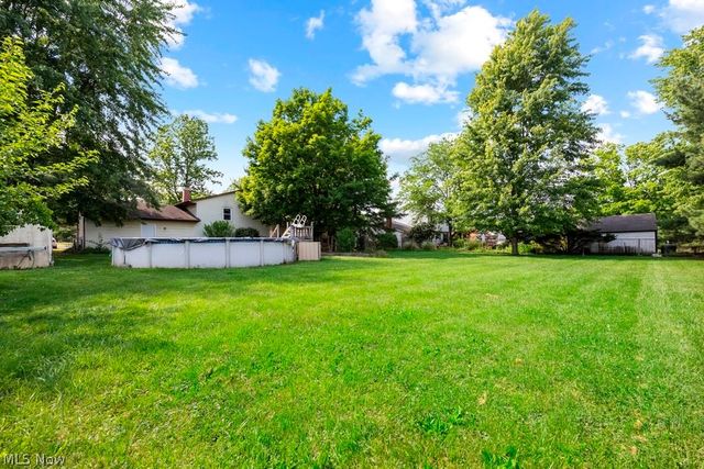16741 Indian Hollow Road, Grafton, OH 44044
