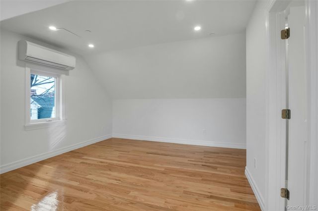 25 Walnut Street, New Rochelle, NY 10801