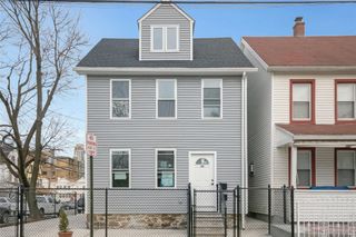 25 Walnut Street, New Rochelle, NY 10801