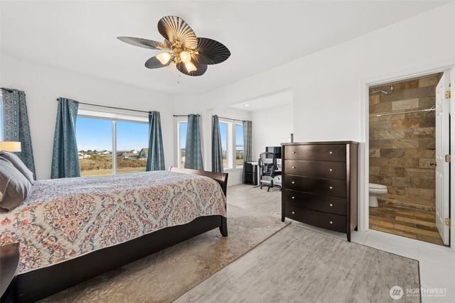 1191 Ocean Shores Boulevard SW, Ocean Shores, WA 98569