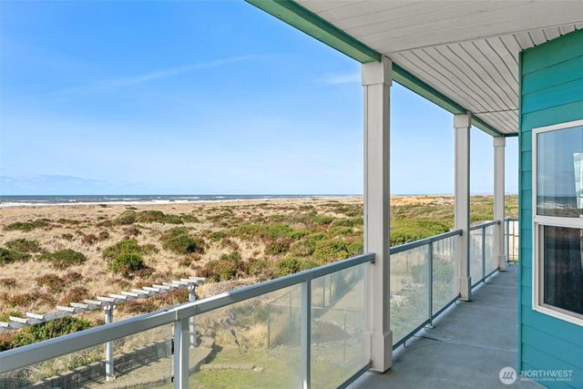 1191 Ocean Shores Boulevard SW, Ocean Shores, WA 98569