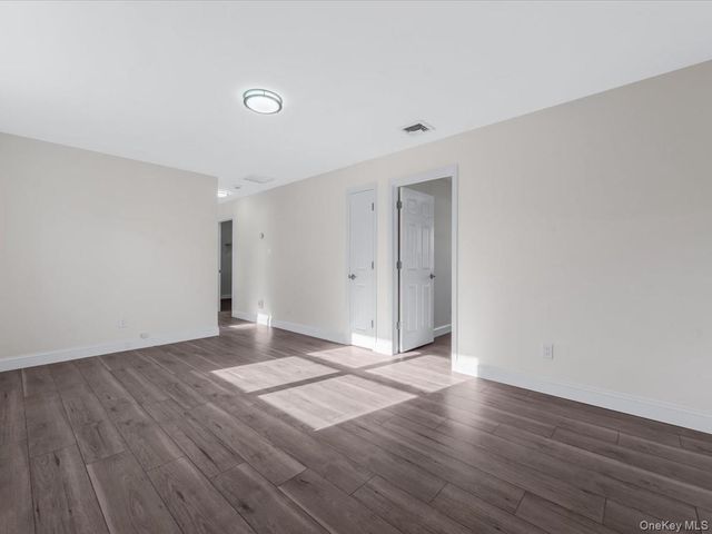 610 Windmill Avenue, West Babylon, NY 11704