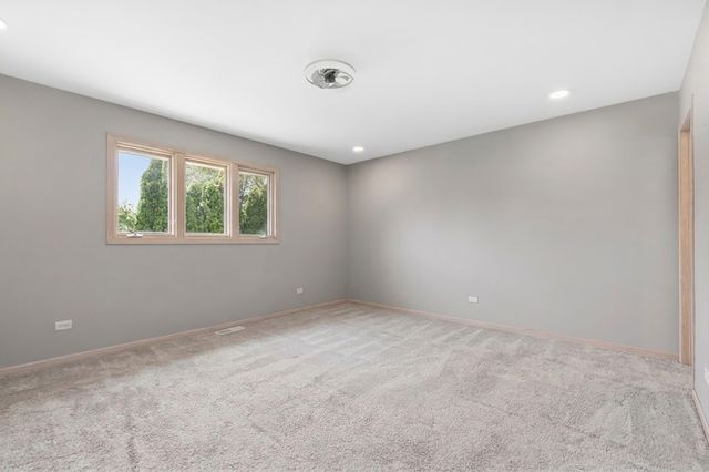 6619 Courtney Drive, Oak Forest, IL 60452