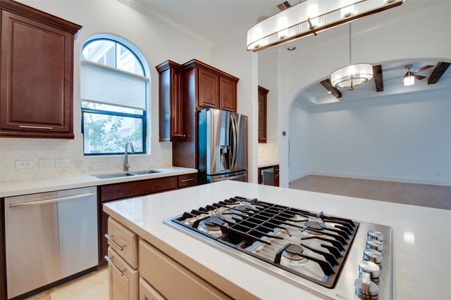 705 Malone Street B, Houston, TX 77007