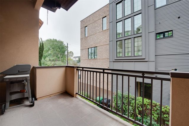 705 Malone Street B, Houston, TX 77007