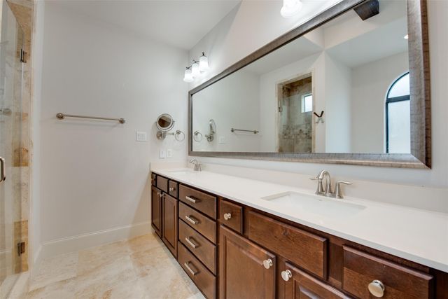 705 Malone Street B, Houston, TX 77007