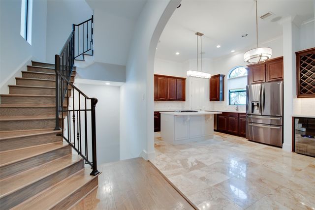 705 Malone Street B, Houston, TX 77007