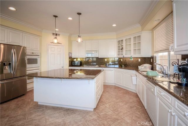 45316 Saint Tisbury, Temecula, CA 92592