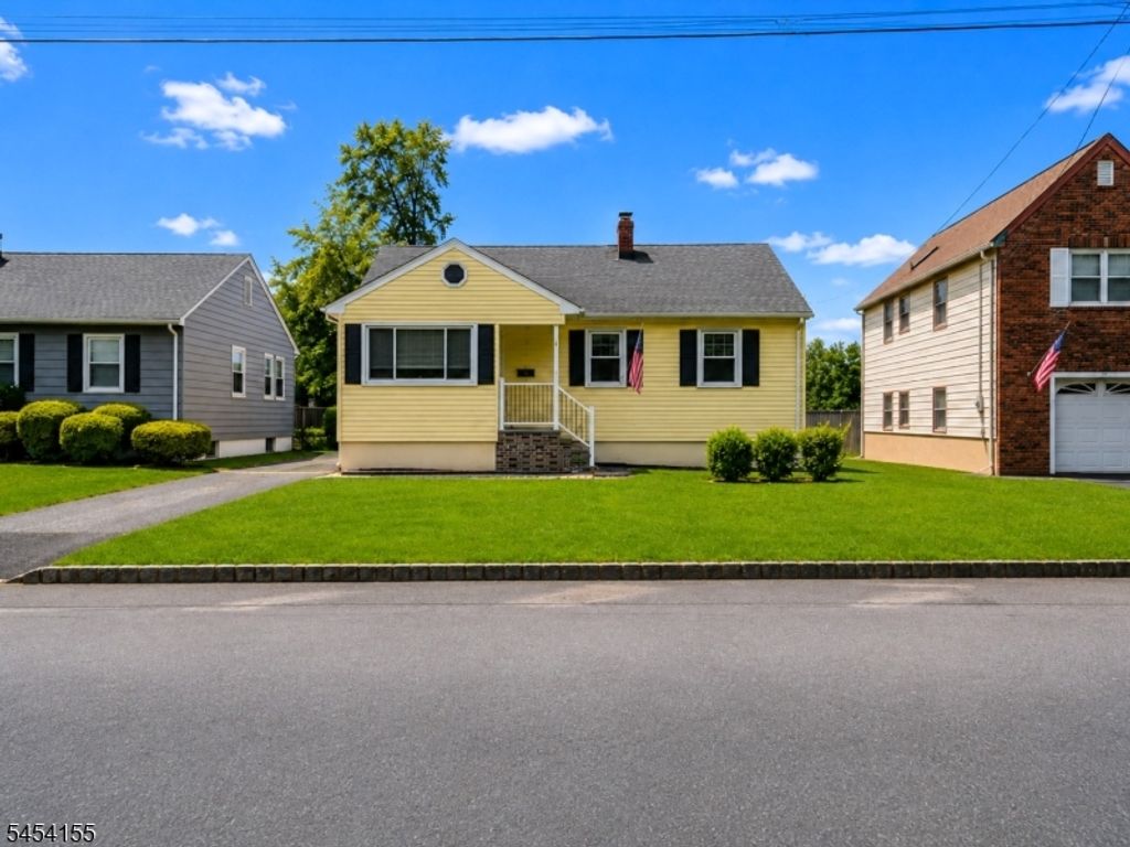 512 Laurel Ave, Roselle Park Boro, NJ 07204 — photo 2