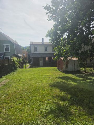 1510 Victoria Ave, Arnold, PA 15068