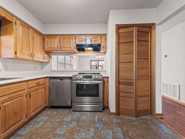 301 Hammond Dr Apt E4, Hot Springs, AR 71913