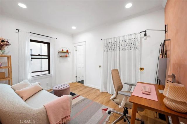 1350 Carlton Drive, Glendale, CA 91205