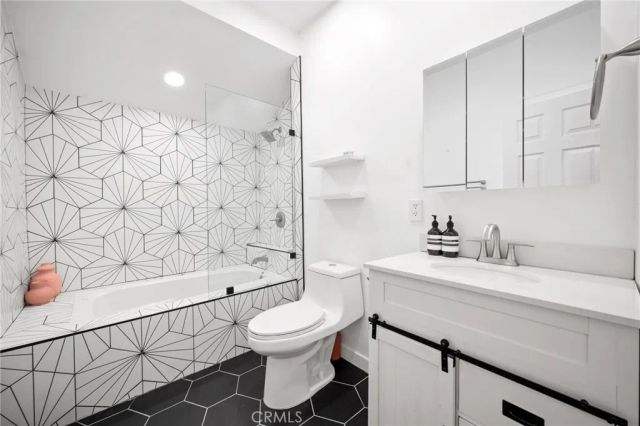 1350 Carlton Drive, Glendale, CA 91205