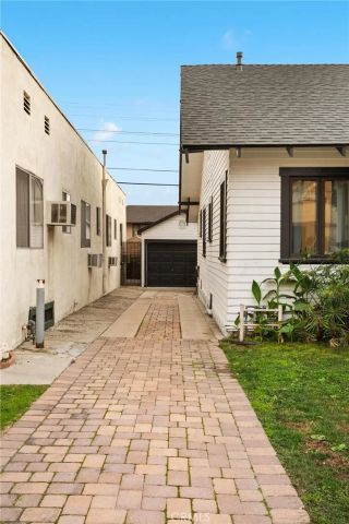 1350 Carlton Drive, Glendale, CA 91205