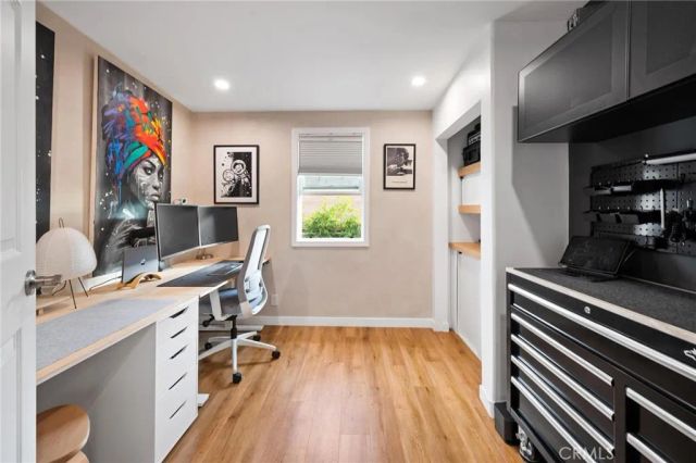 1350 Carlton Drive, Glendale, CA 91205