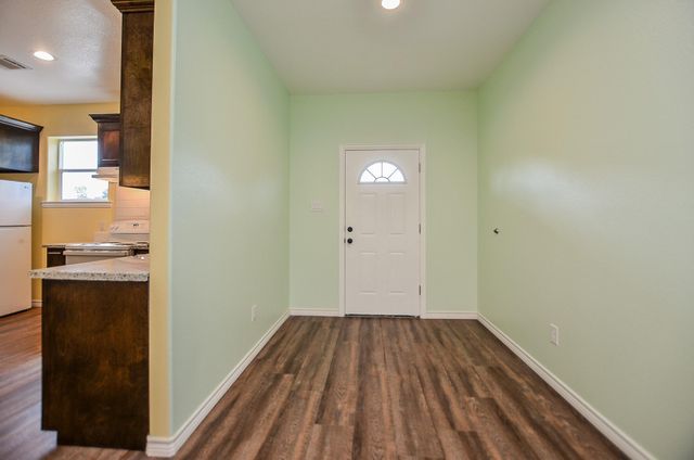 239 Broadhurst Drive A, Houston, TX 77047