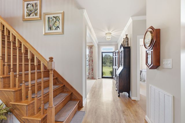 1955 Trace Creek Road, Mc Ewen, TN 37101