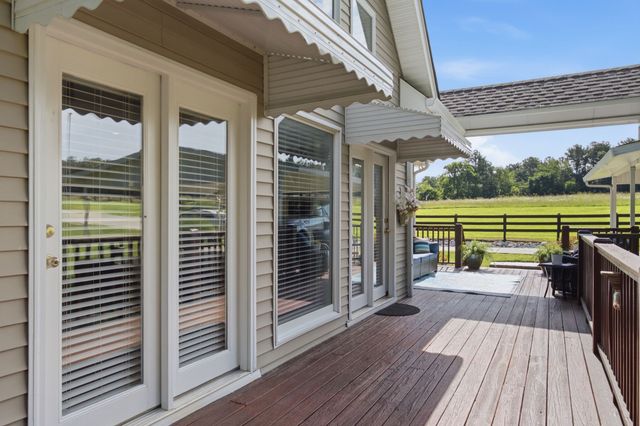 1955 Trace Creek Road, Mc Ewen, TN 37101