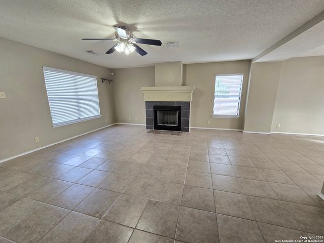 307 Stone Point, New Braunfels, TX 78130