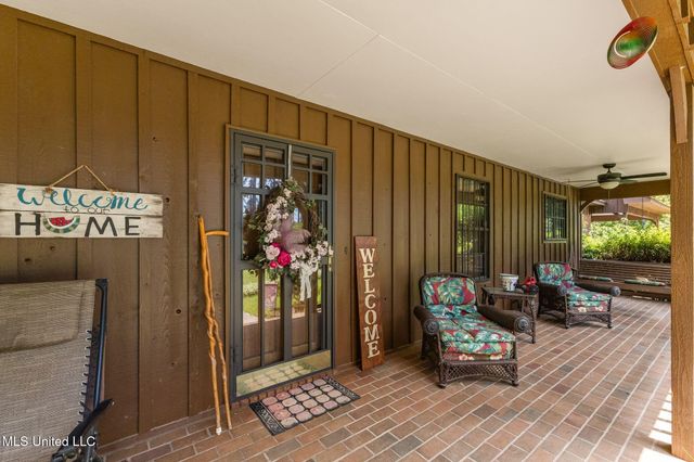 307 Salem School Road, Collins, MS 39428