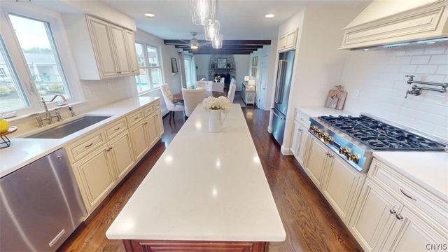 9389 Caughdenoy Road, Clay, NY 13029
