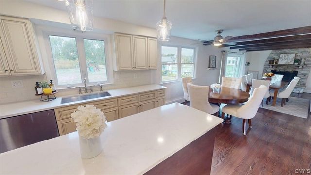 9389 Caughdenoy Road, Clay, NY 13029