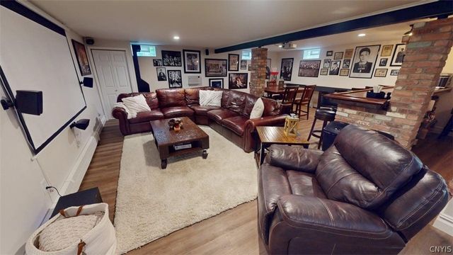 9389 Caughdenoy Road, Clay, NY 13029