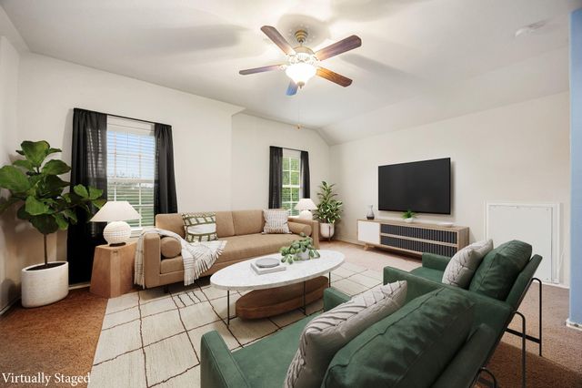 6715 Strawberry Brook Lane, Dickinson, TX 77539