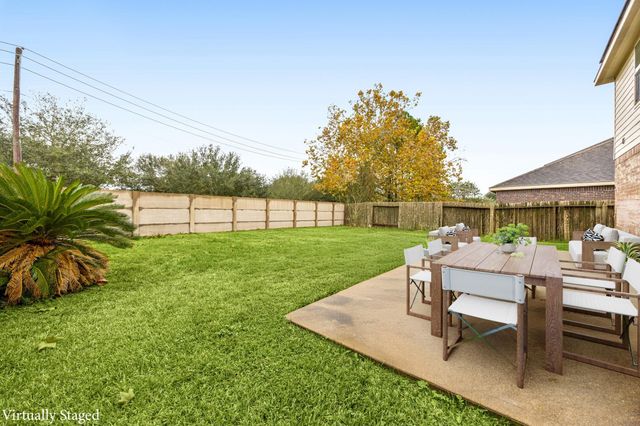 6715 Strawberry Brook Lane, Dickinson, TX 77539