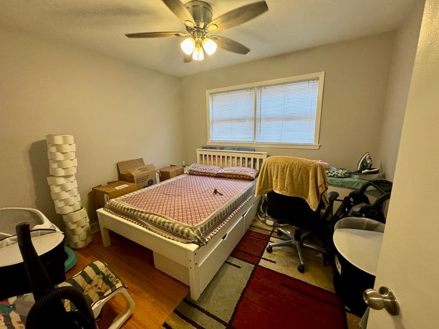 1465 N Northwest Highway 1, Park Ridge, IL 60068