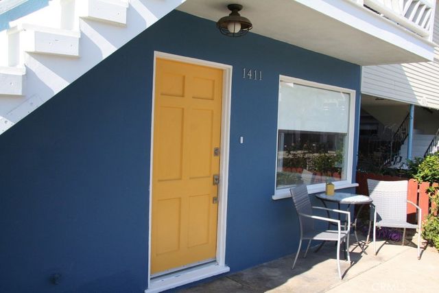 1411 W Bay Avenue, Newport Beach, CA 92661