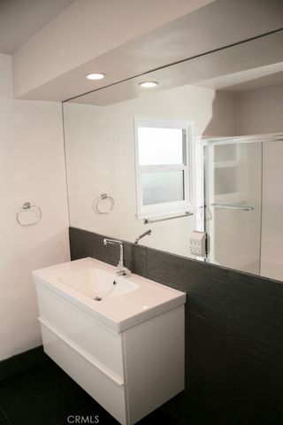 1411 W Bay Avenue, Newport Beach, CA 92661