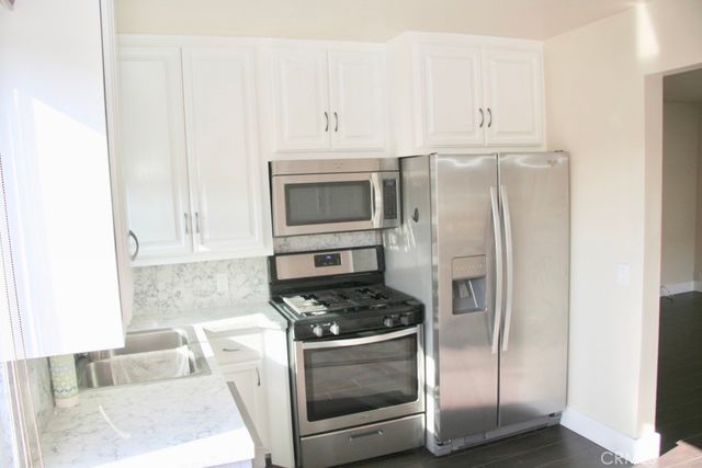 1411 W Bay Avenue, Newport Beach, CA 92661