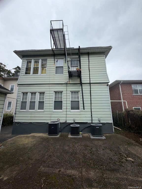 279 S Columbus Avenue, Mount Vernon, NY 10553 — photo 5