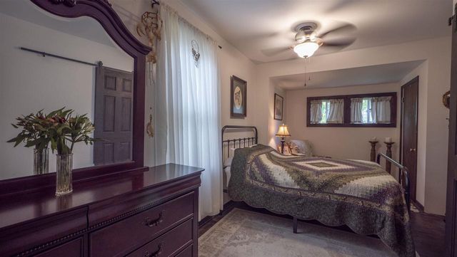716 ROYALTON STREET, Waupaca, WI 54981