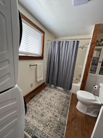 716 ROYALTON STREET, Waupaca, WI 54981