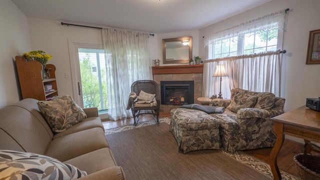 716 ROYALTON STREET, Waupaca, WI 54981
