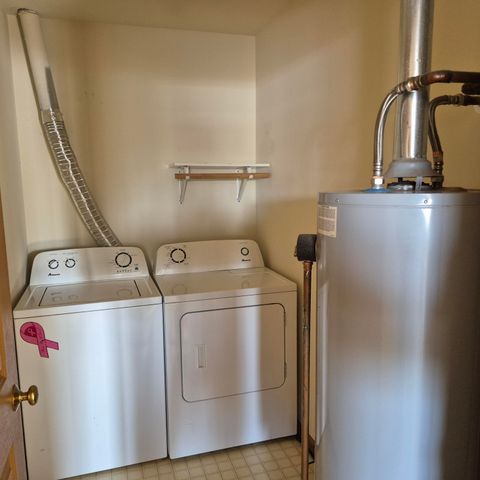 2009 W 75th Place W 35, Merrillville, IN 46410