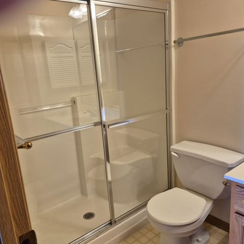 2009 W 75th Place W 35, Merrillville, IN 46410