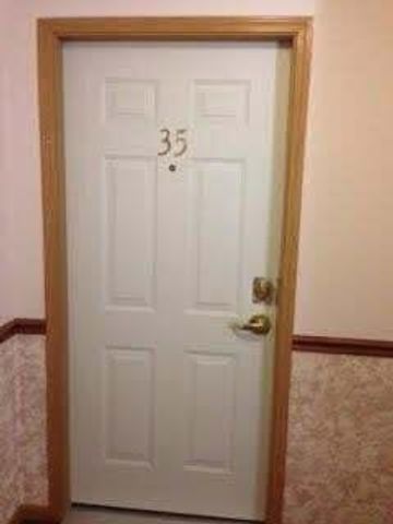 2009 W 75th Place W 35, Merrillville, IN 46410