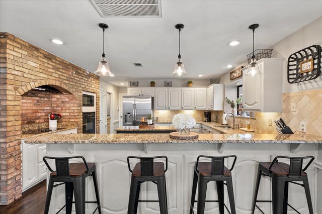 4706 El Salvador Court, Arlington, TX 76017