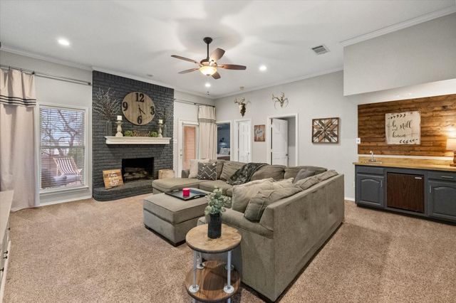 4706 El Salvador Court, Arlington, TX 76017